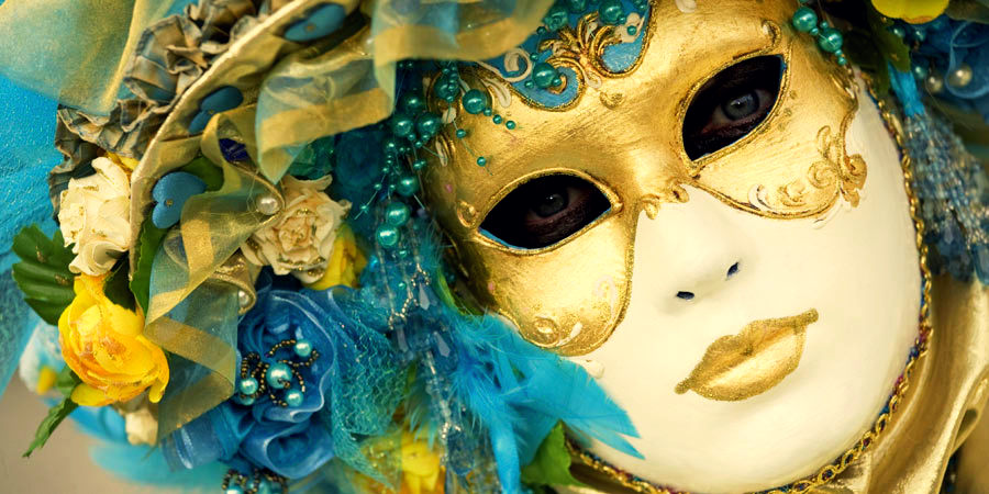 Carnavalul din Veneția – aceeași lume, altă poveste